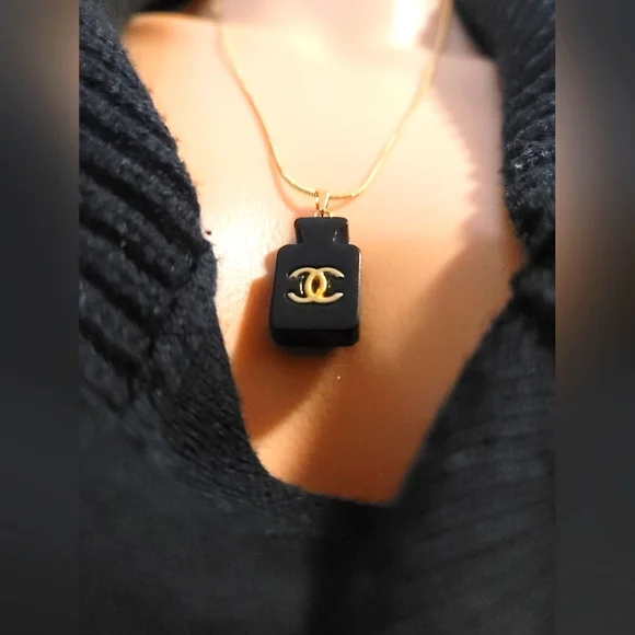 Chanel Perfume Bottle Charm - Picture 1 of 4